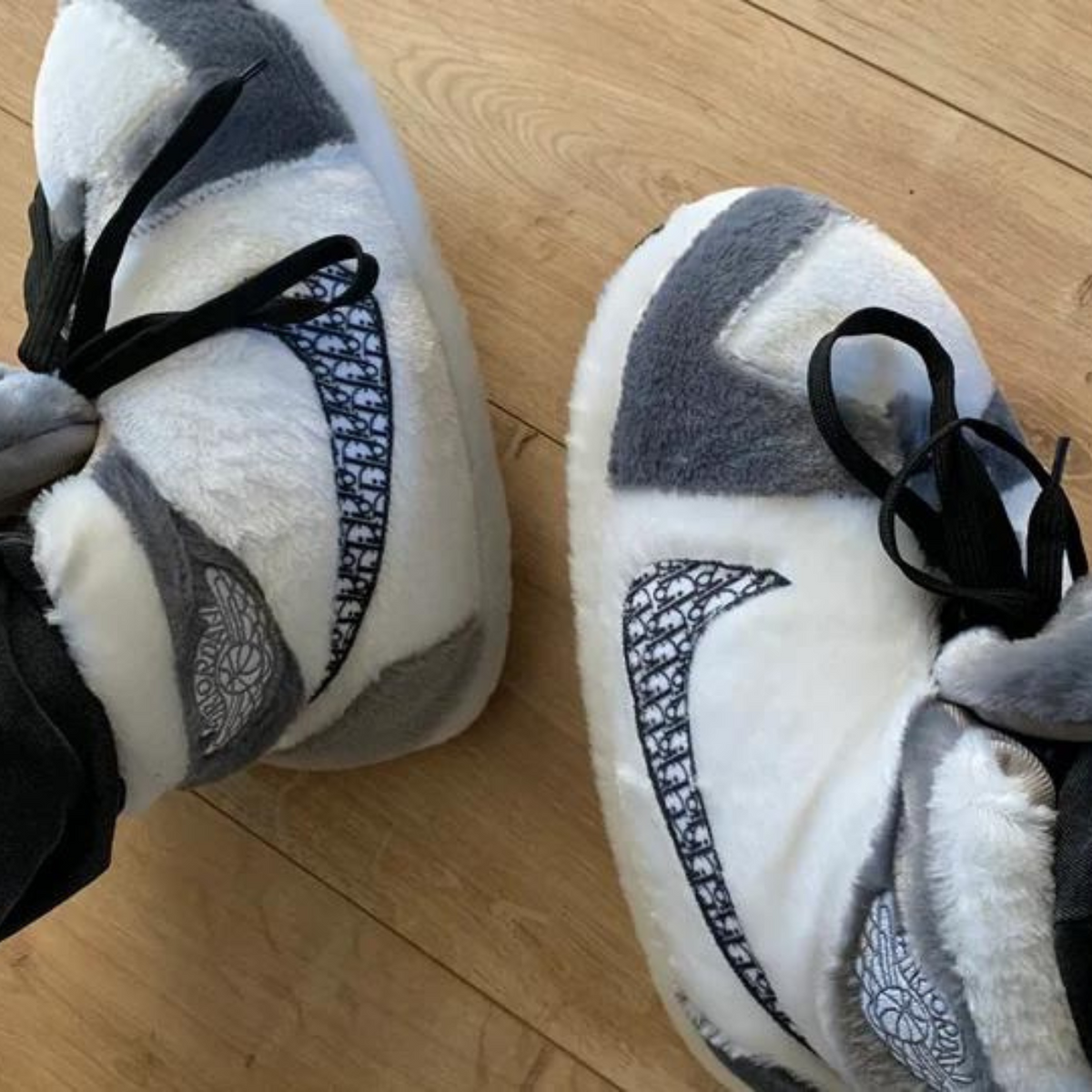 Plush Sneaker Slippers with Non-Slip Sole – Warm Indoor Footwear for Men, Women & Kids | Thomler