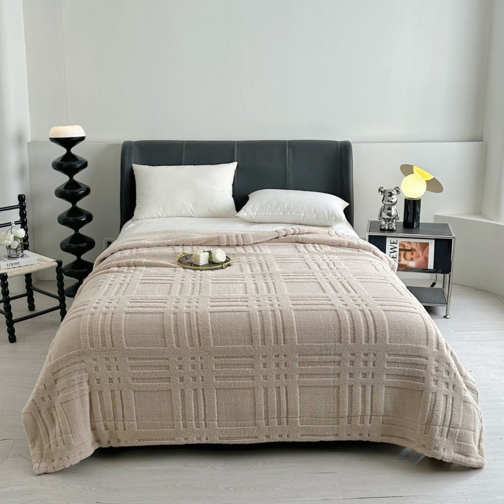 Double-Layer Microfiber Throw Blanket with Raised Checkered Texture for Couch, Bed & Year-Round Comfort – Lightweight Plush Knit in 7 Colors | Thomler