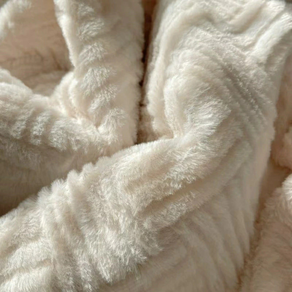 Reversible Double-Sided Plush Throw Blanket with Textured Weave – Ultra-Soft Microfiber for Couch, Bed & Naps | Thomler