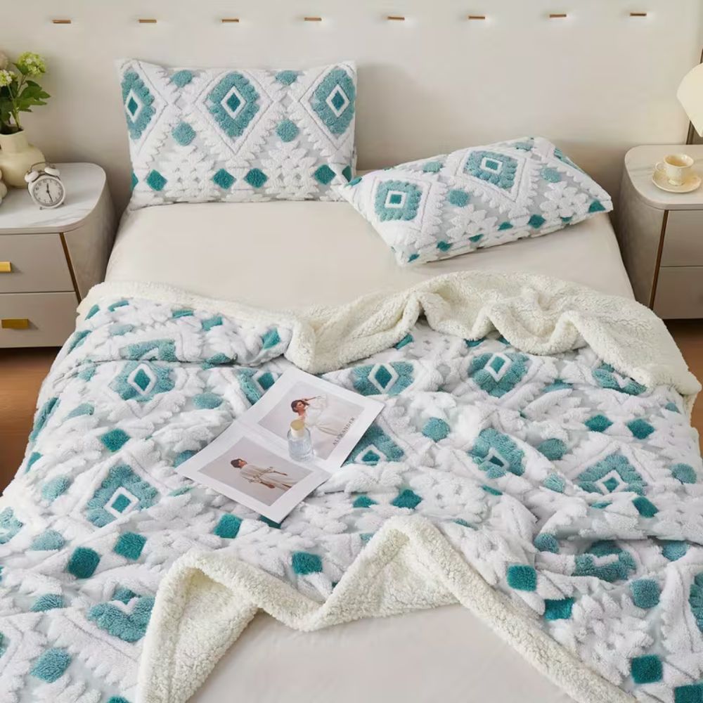 Diamond Pattern Two-Layer Microfiber Blanket for Bed Couch & Chair All Season Warmth Retro Style Soft Breathable Machine Washable | Thomler