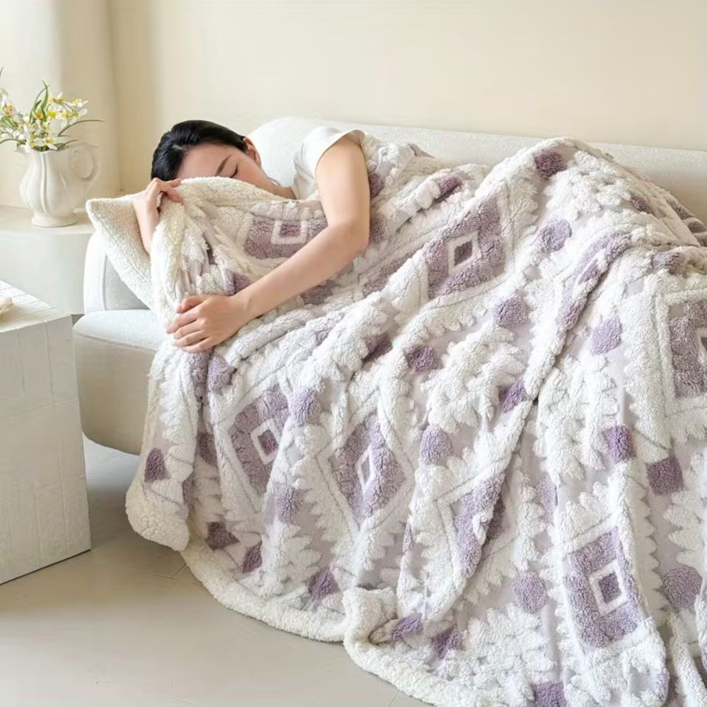 Diamond Pattern Two-Layer Microfiber Blanket for Bed Couch & Chair All Season Warmth Retro Style Soft Breathable Machine Washable | Thomler