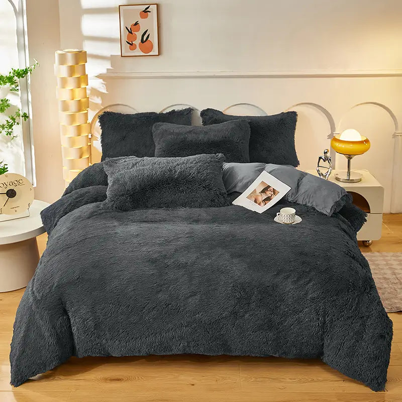 Ultra-Soft Sherpa Fleece Comforter Set – Plush Cloud-Like Warmth for Winter Nights | Thomler