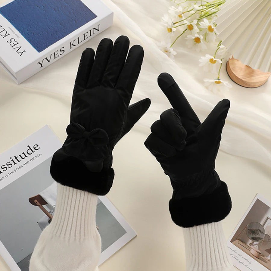 Insulated Touchscreen-Compatible Gloves for Women – Waterproof & Bow Detail | Thomler
