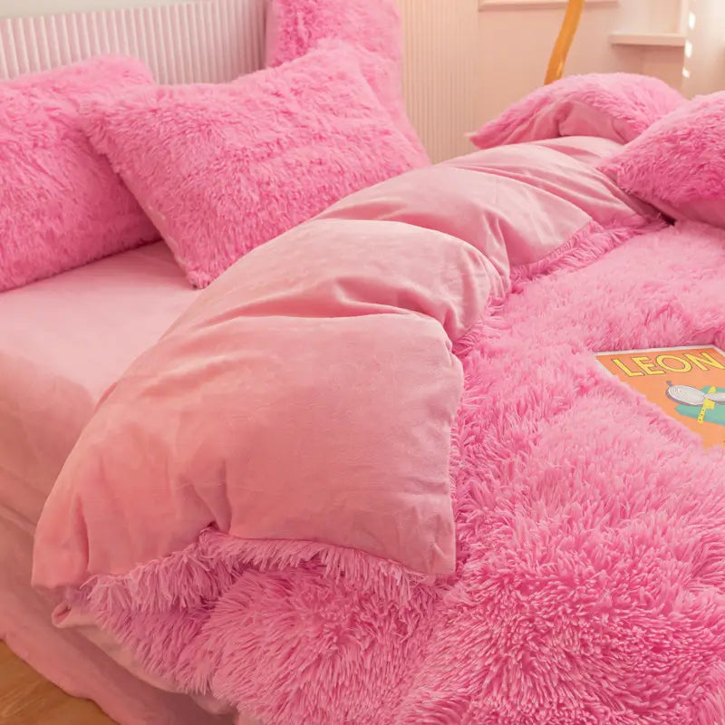 Ultra-Soft Sherpa Fleece Comforter Set – Plush Cloud-Like Warmth for Winter Nights | Thomler