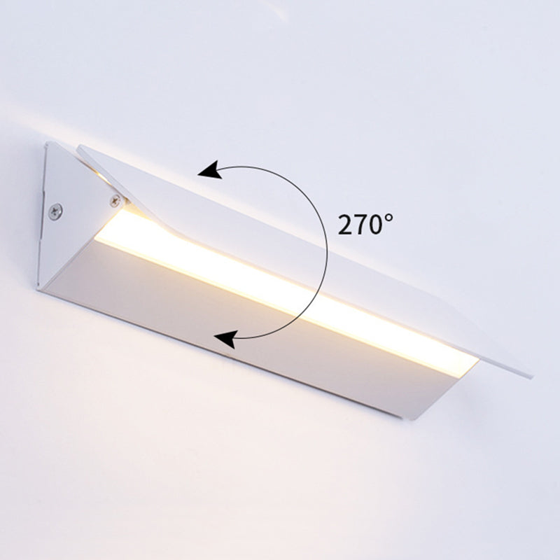 Adjustable Metal LED Wall Light with Pivoting Head for Living Room & Hallway Lighting | Thomler