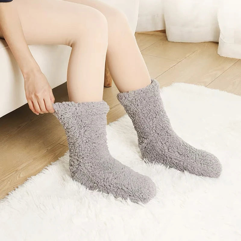 Fleece-Lined House Socks for Cold Weather – Slip-On Cushioned Slipper Socks for Lounging, Sleeping & Everyday Indoor Wear | Thomler