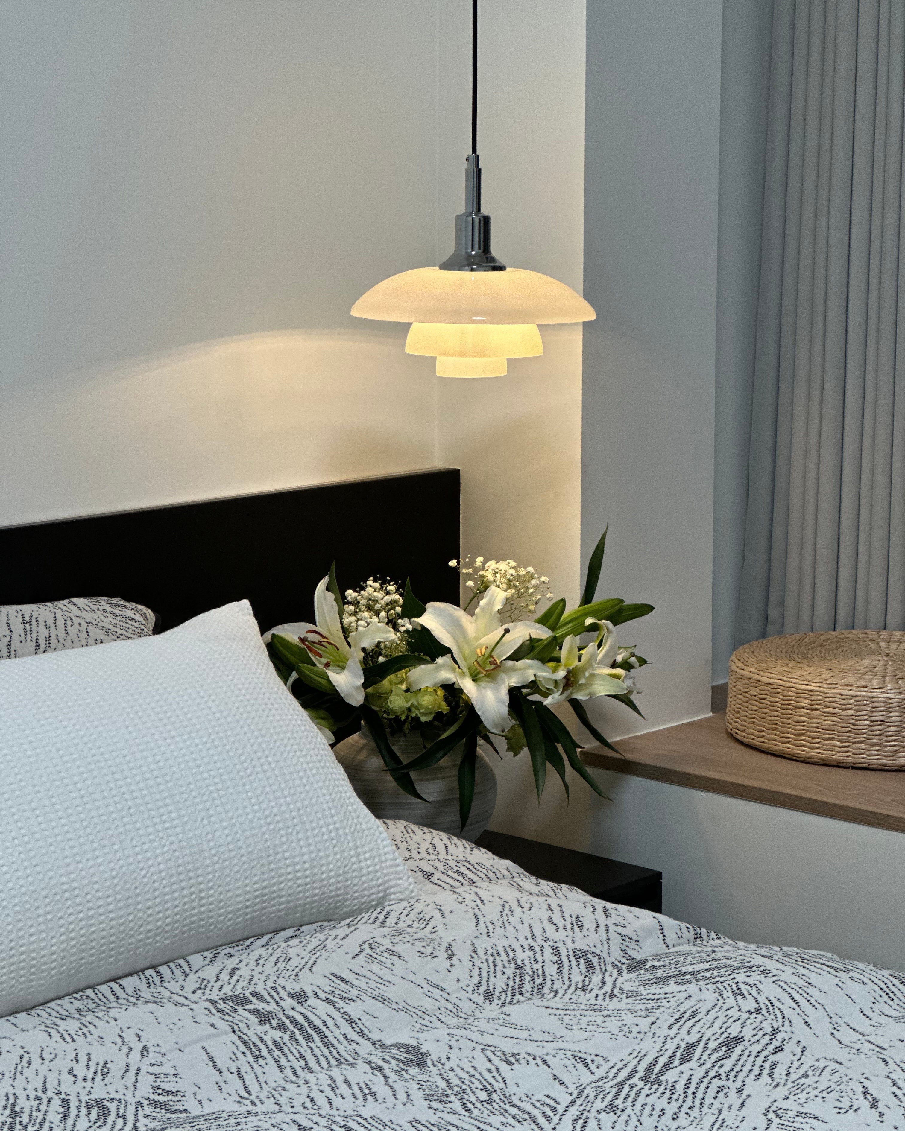 Pendant Light Glass 28.0 cm White Dining Room Scandinavian Hanging Ceiling Lamp Adjustable Cord E27 Soft Ambient Lighting | Thomler