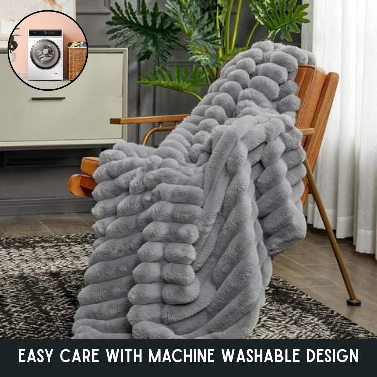 Plush Striped Throw Blanket - Faux Fur Weighted Comfort Blanket for Couch & Bed - Ultra Soft Decorative Stripe Pattern for Living Room & | Thomler