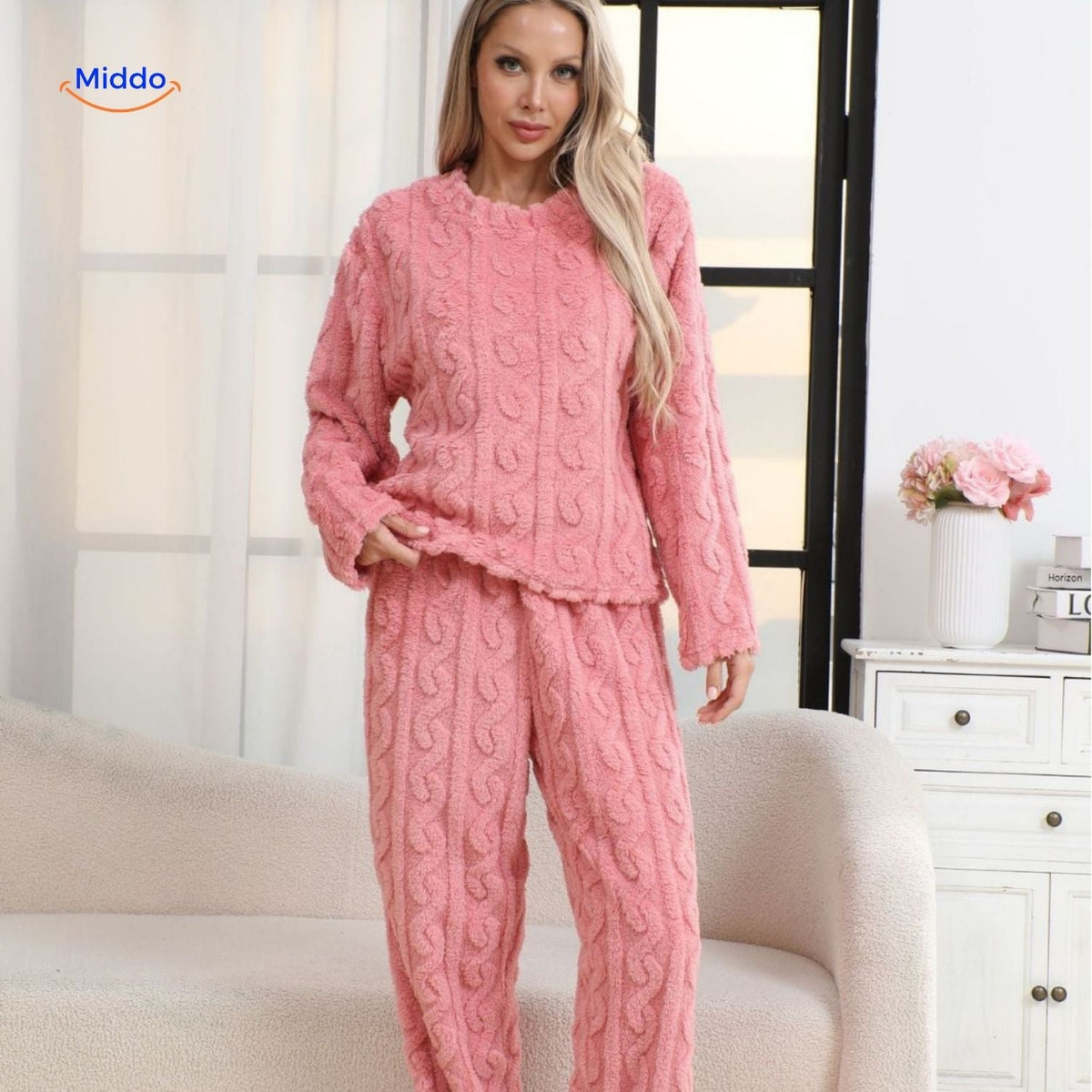 Plush Fleece Pajama Set – Long Sleeve Top & Pants for Women – Winter Loungewear for Cozy Nights at Home | Thomler