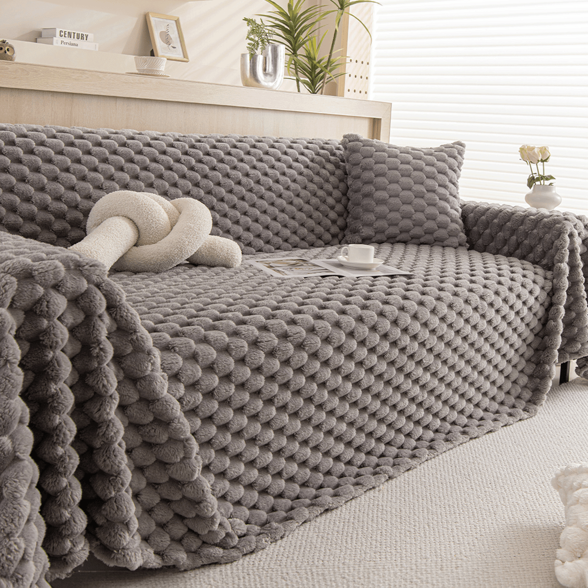 Machine-Washable Furniture Throw Blanket for Sofas & Couches – Pet Hair & Spill Resistant | Thomler