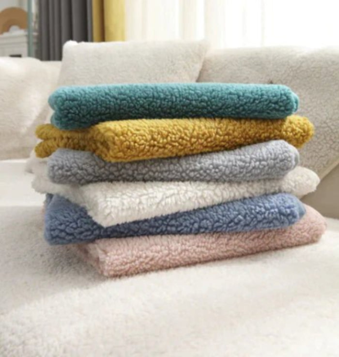 Plush Sofa Cover with Anti-Slip Backing – Machine Washable Furniture Protector for Couches – Includes 2 Cushion Covers | Thomler