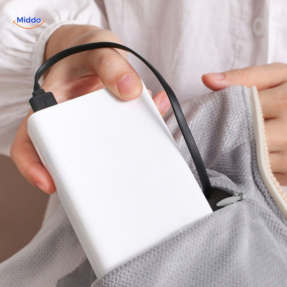 USB Powered Graphene Heated Throw Blanket with 3 Temperature Settings for Indoor & Outdoor Use | Thomler