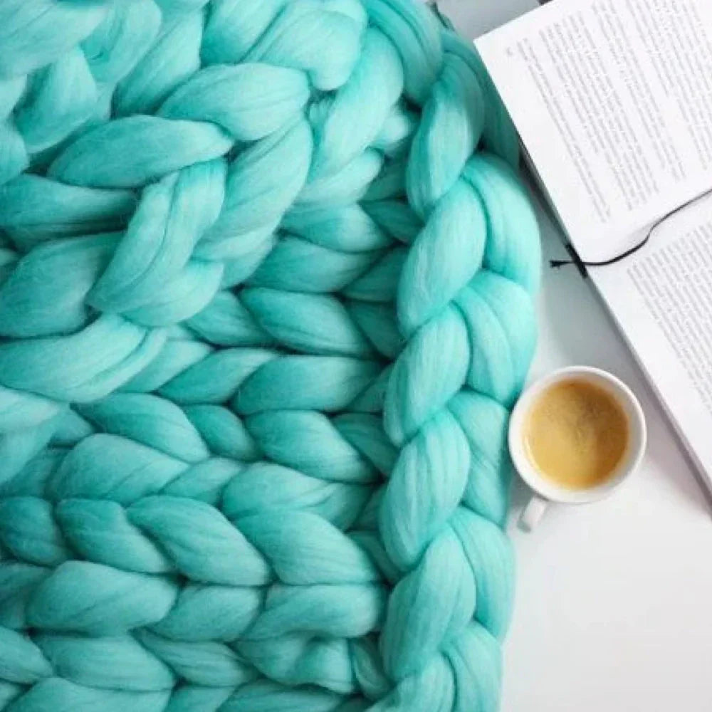 Super Bulky Arm Knitting Yarn 35 oz Merino-Style Wool for Throw Blankets, Cushions & Home Décor Crafts | Thomler