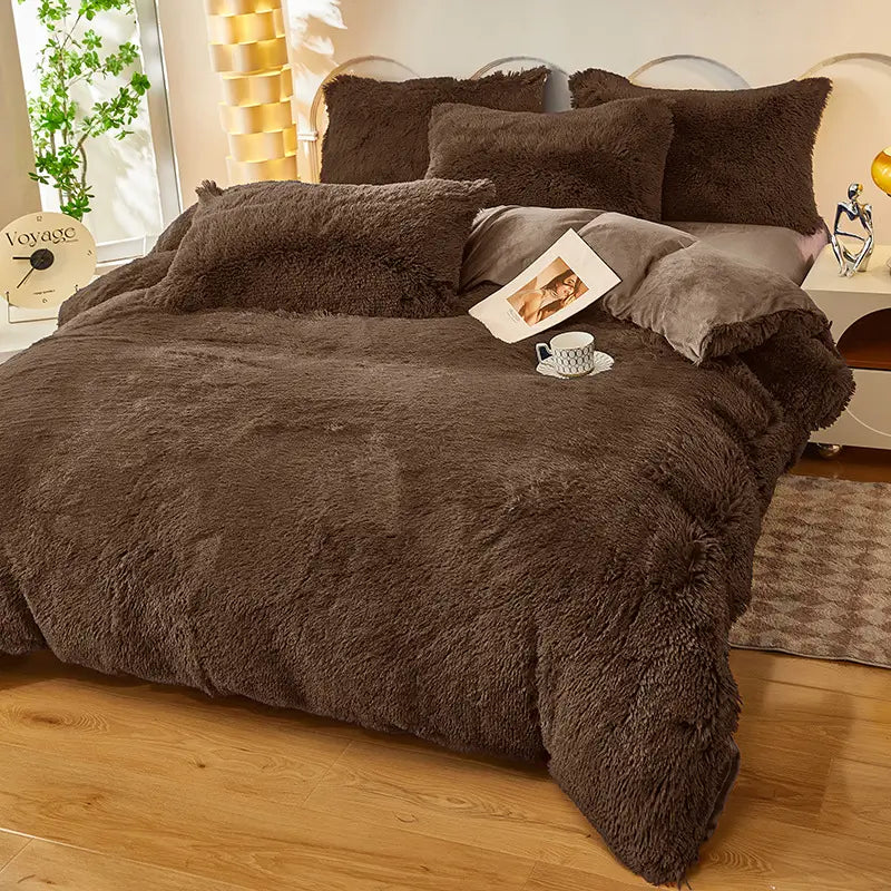 Ultra-Soft Sherpa Fleece Comforter Set – Plush Cloud-Like Warmth for Winter Nights | Thomler