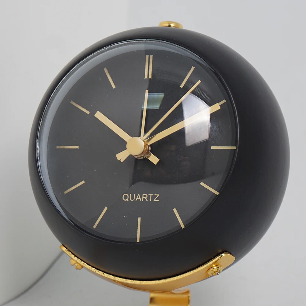 Table Clock Metal Quartz 10.5 cm 4.1 Inch Green Gold Bedroom Desk Retro Analog Nightstand Clock | Thomler
