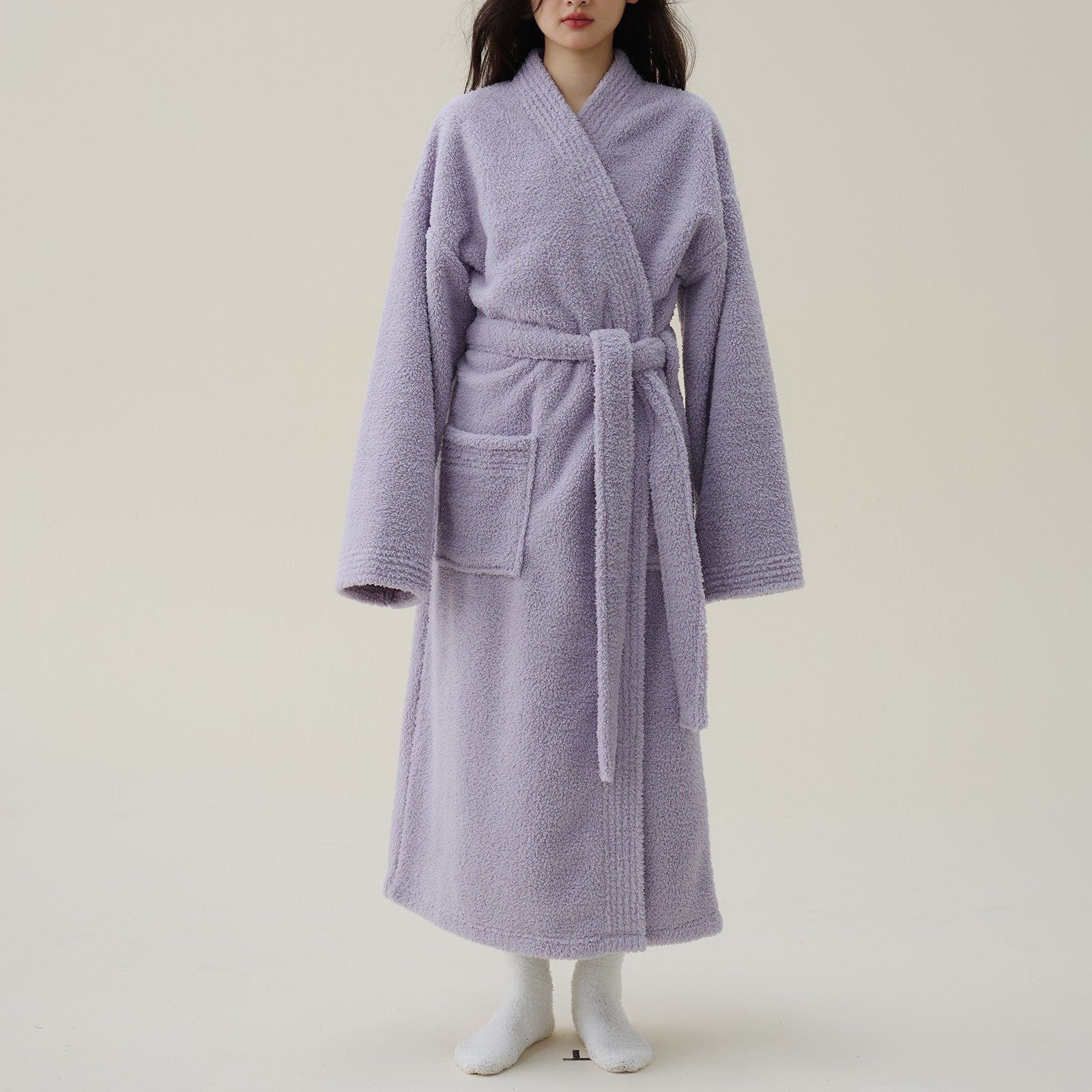 Women's Plush Fleece Robe – Long Kimono Style Bathrobe for Winter Warmth & Relaxation at Home | Thomler