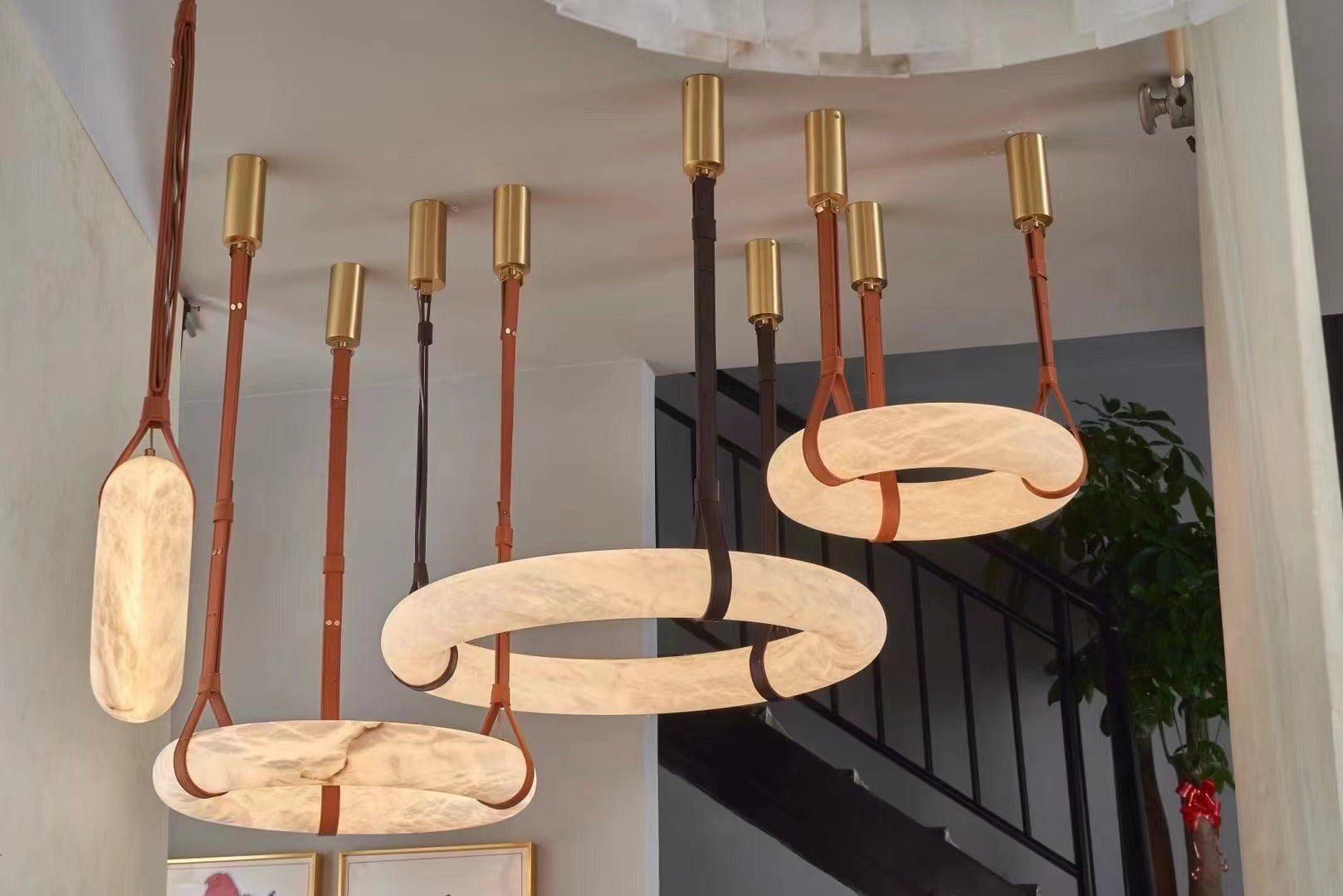 Pendant Light Alabaster Ring LED Ø 120.0 cm Gold Dining Room Halo Hanging Ceiling Lamp Adjustable | Thomler
