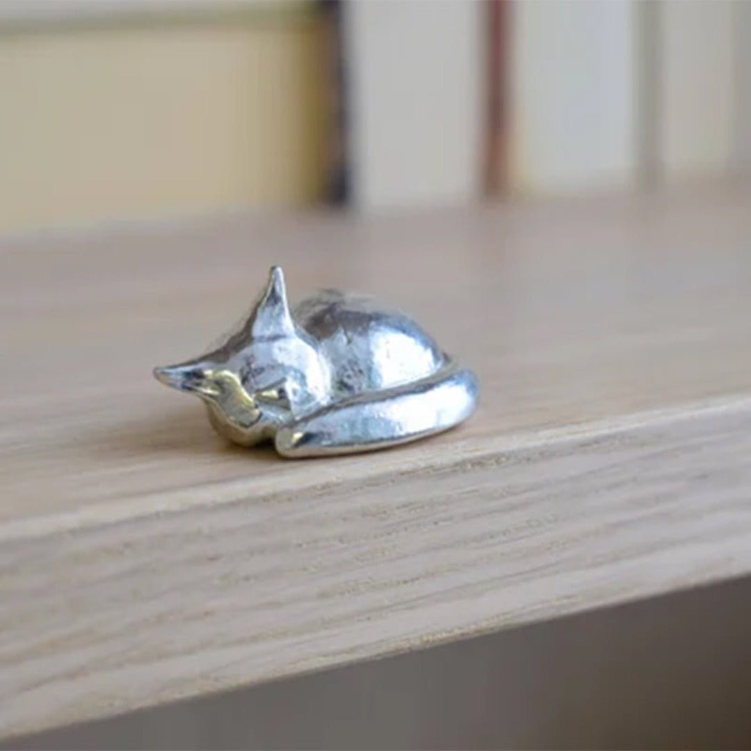 Dog Statue Metal Silver Glossy Table Decoration Living Room Bookshelf Minimalist Interior Accessory Ornament | Thomler