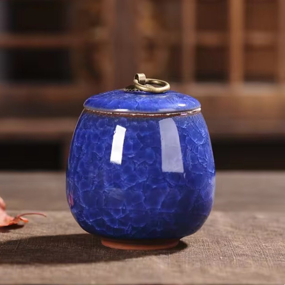Handcrafted Ceramic Cremation Container for Dogs & Cats – Timeless Remembrance Vessel with Sealing Top | Thomler
