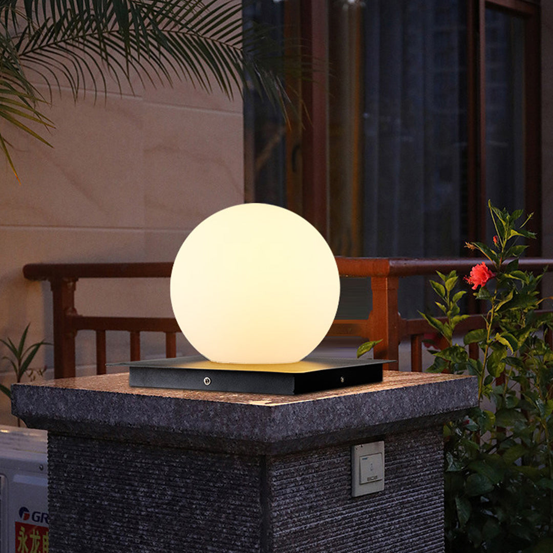 Contemporary Stainless Steel Bollard Lamp for Pathways, Driveways & Courtyards – Waterproof LED Column Light with Warm Glow | Thomler
