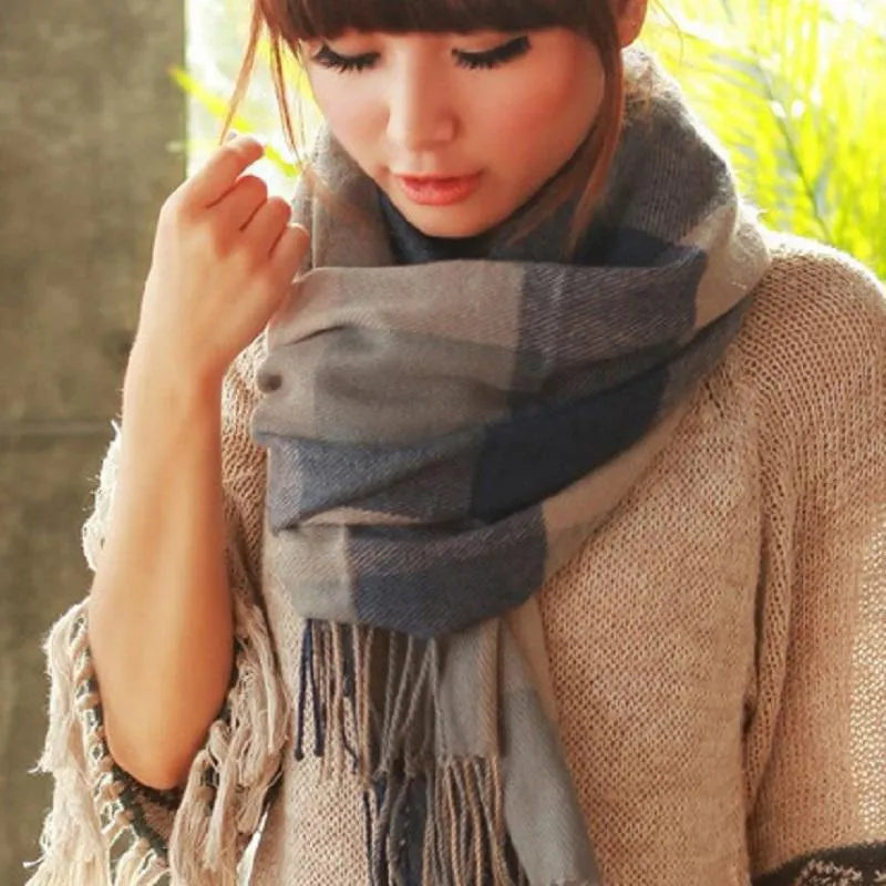 Cashmere Plaid Scarf – Lightweight All-Season Wrap for Women | Thomler