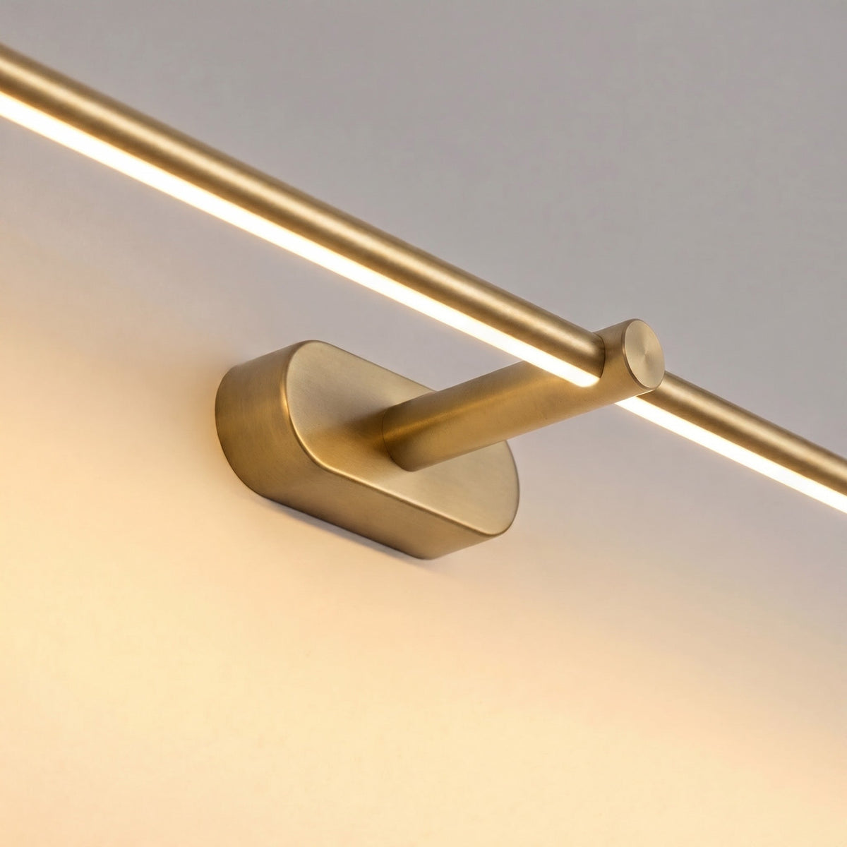 Hardwired LED Vanity Bar Light – Adjustable Metal Bathroom Mirror Fixture for Modern Homes | Thomler