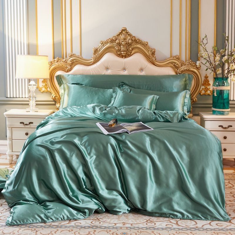 Luxurious Silk Bedding Set – 4-Piece Complete Sleep Solution for Year-Round Comfort | Thomler