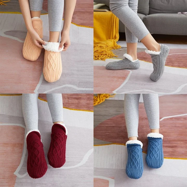 Fleece-Lined Gripper Socks with Silicone Traction for Women & Men – Cozy House Slippers for Cold Floors, Hospital, Yoga & Everyday Wear | Thomler