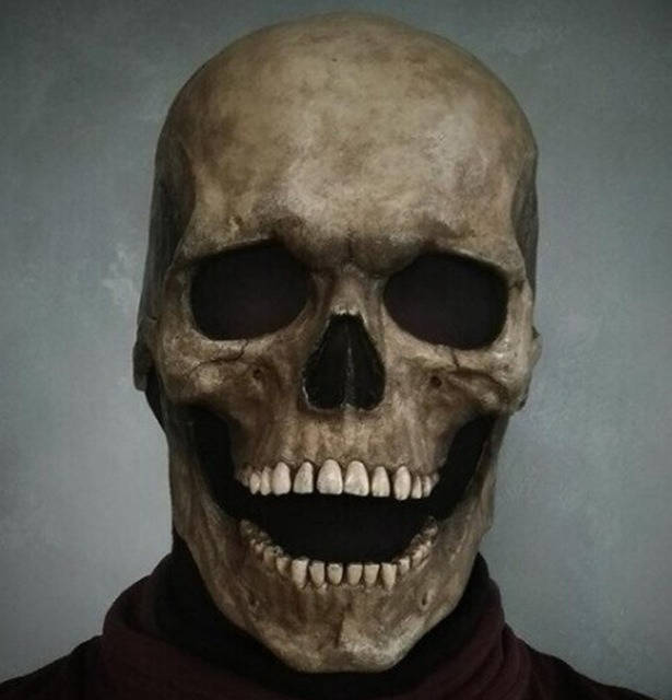 Full-Head Skull Mask with Articulated Jaw for Halloween Parties & Cosplay | Thomler