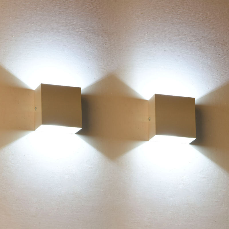 Adjustable Cube LED Outdoor Wall Light for Patio & Entryway | Thomler