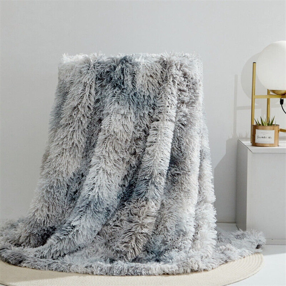 Reversible Plush Synthetic Fur Throw – Year-Round Warmth & Silky Softness for Couch, Bed & Travel | Thomler