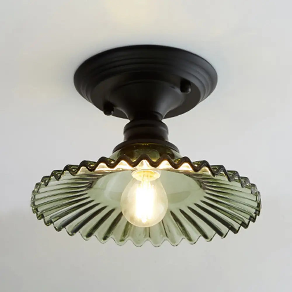 Ribbed Glass Ceiling Light – Single-Bulb Close-to-Ceiling Fixture with Scalloped Edge for Kitchen, Hallway & Bedroom | Thomler