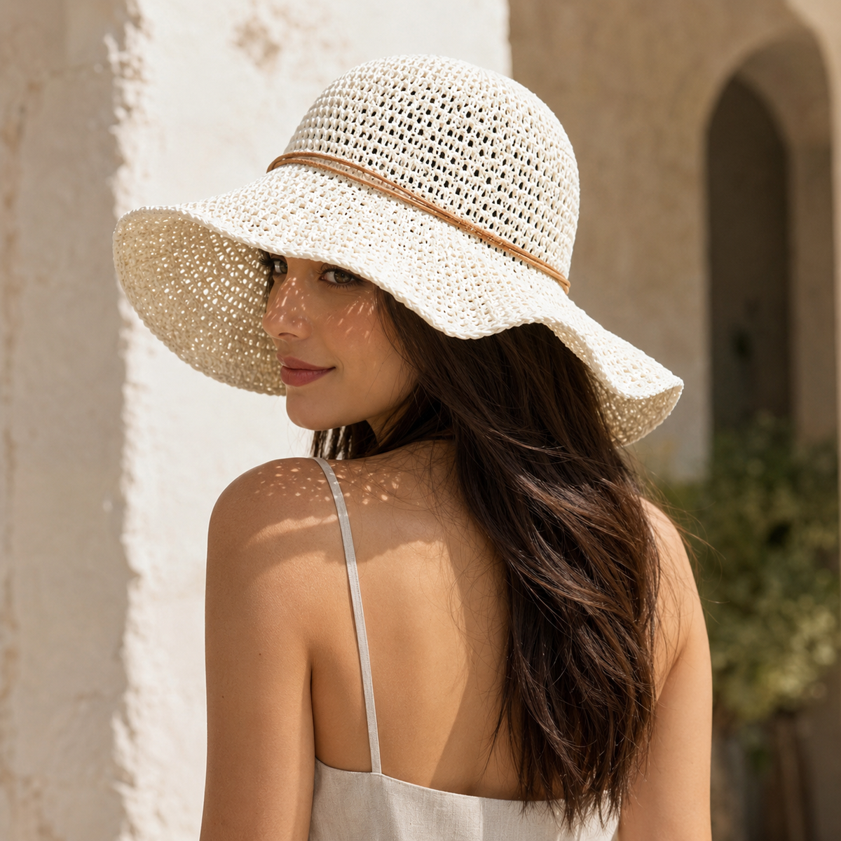 Women's Wide-Brim Sun Hat – Lightweight Woven Straw with Ribbon Accent for Beach & Travel | Thomler
