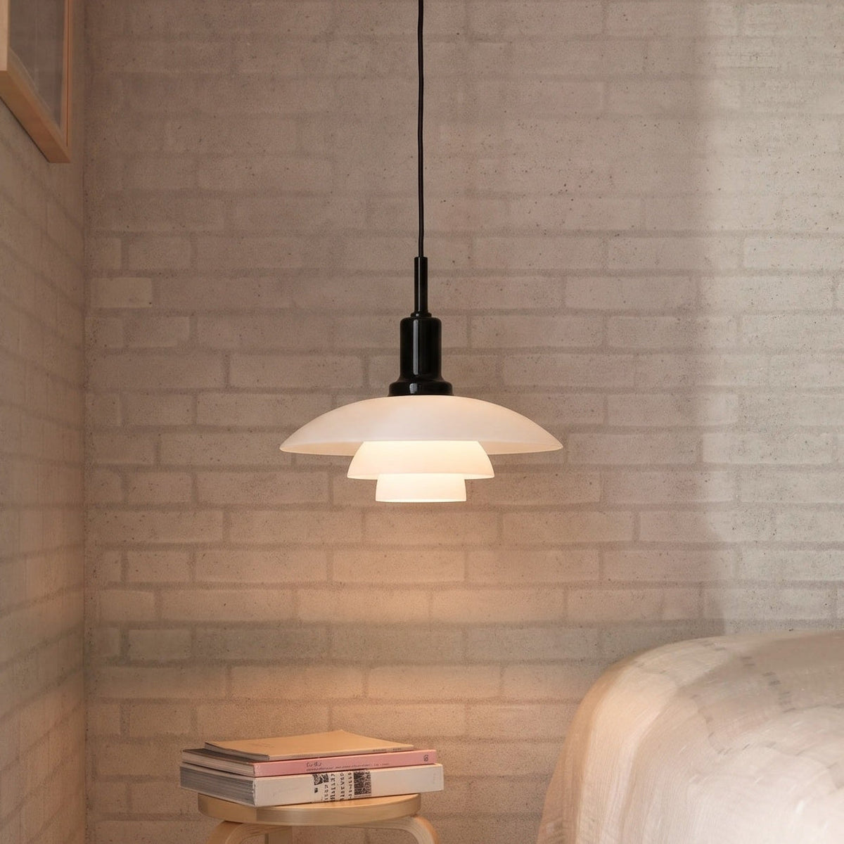 Scandinavian Glass Pendant Light, Adjustable Height Ceiling Fixture, E27 Socket, Minimalist Hanging Lamp for Kitchen Island, Dining Room | Thomler