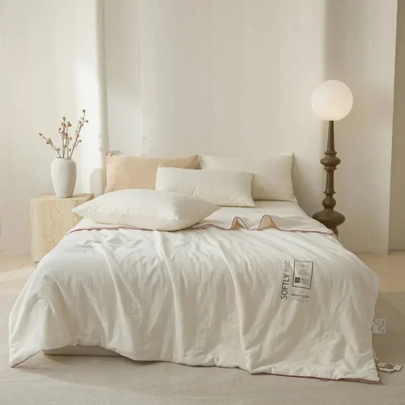 Quilted Year-Round Bedspread with Textured Weave Detail – Twin to King | Thomler