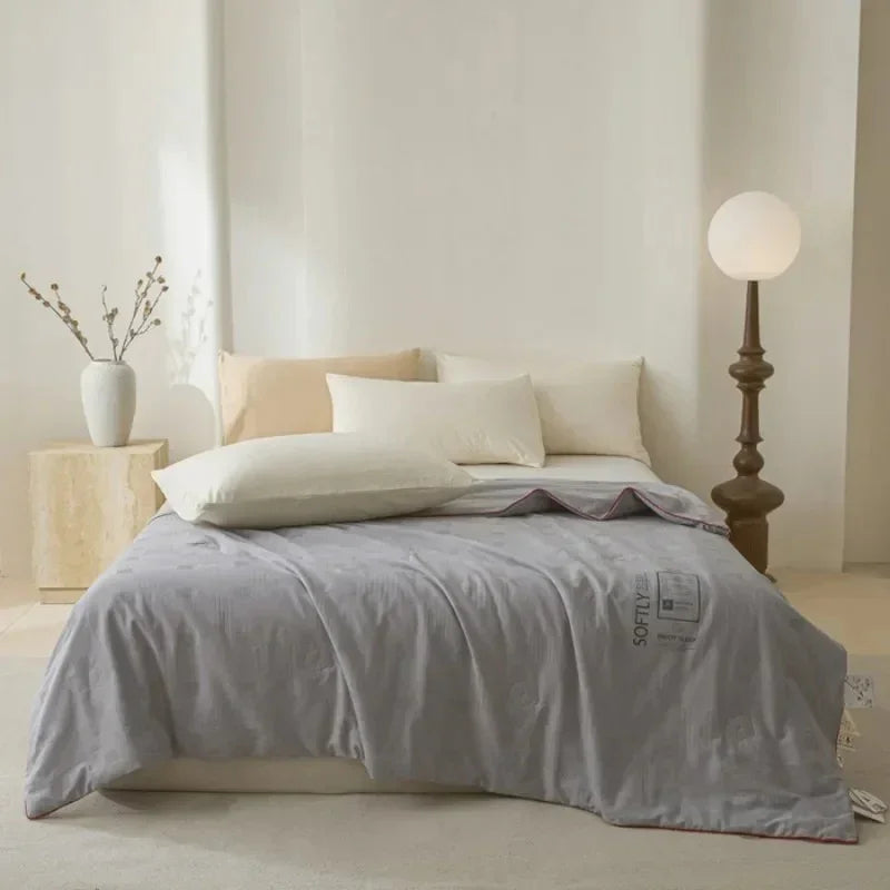 Quilted Year-Round Bedspread with Textured Weave Detail – Twin to King | Thomler