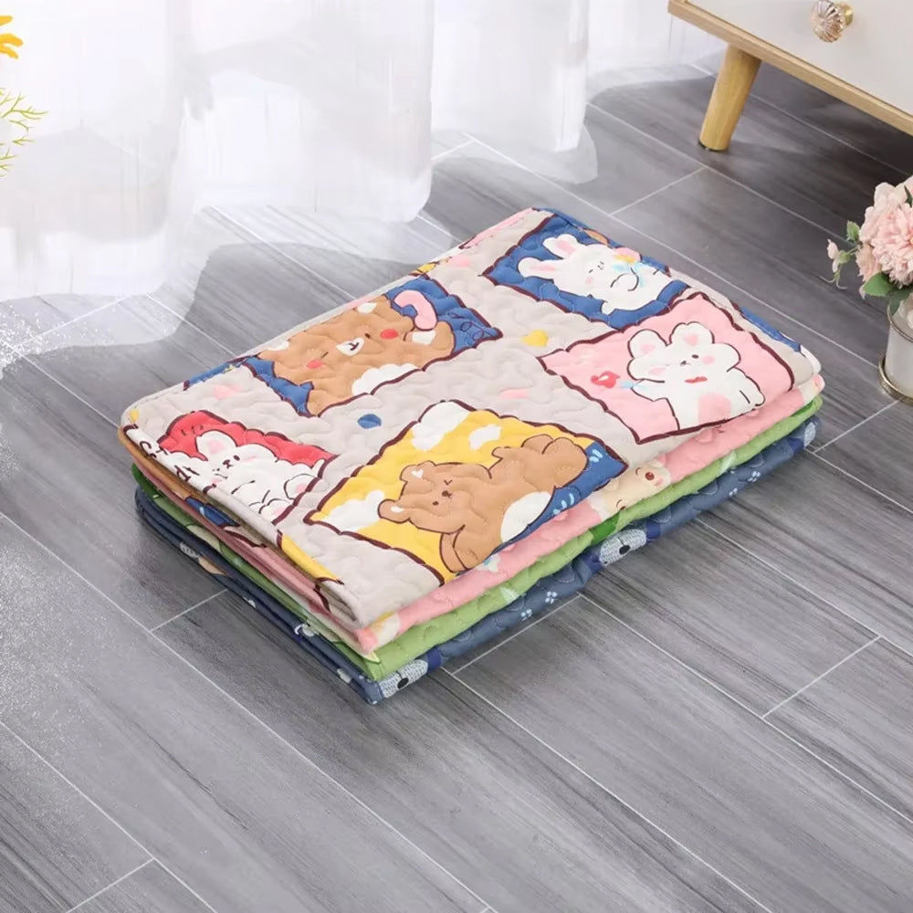 Self-Cooling Pet Bed Mat with Non-Slip Base for Cats & Dogs – Washable Heat-Regulating Fabric, 3 Sizes Available | Thomler