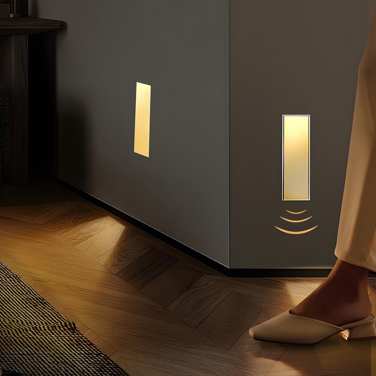 Motion-Activated LED Wall Sconce – Aluminum Rectangular & Square Designs for Hallways, Bedrooms & Staircases | Thomler