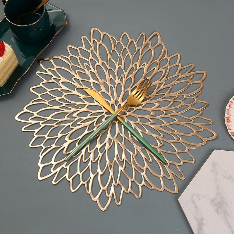 Placemat PVC 15 in Round Non-Slip Dining Table Artistic Kitchen Decor Cosmic Design | Thomler