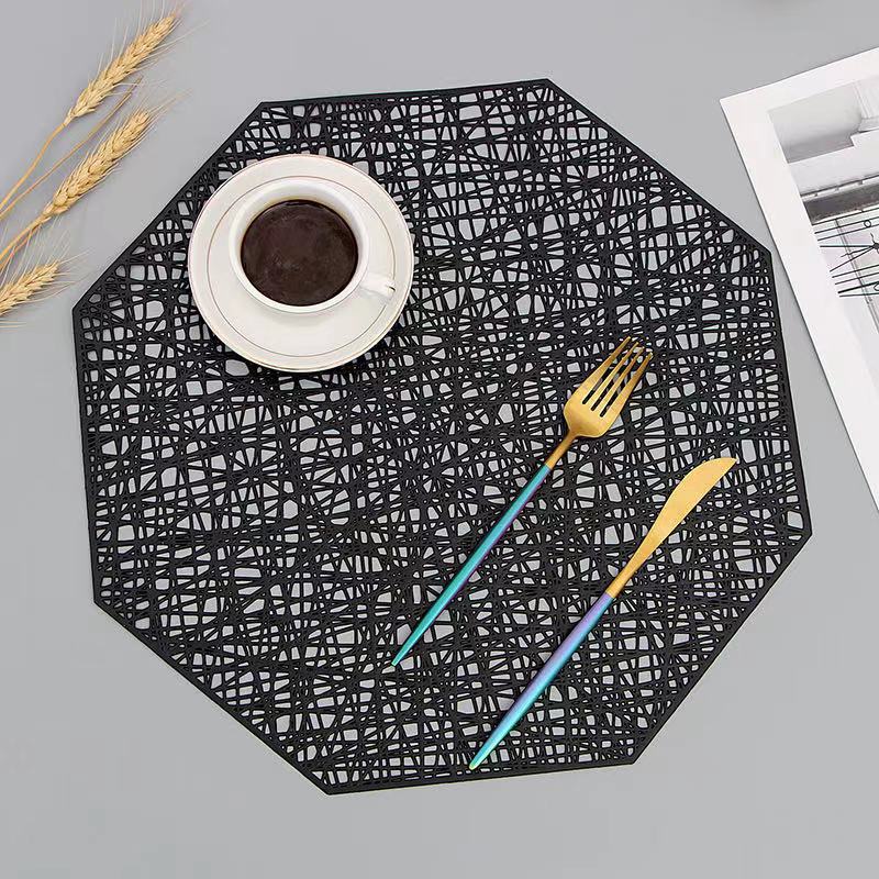 Placemat PVC 15 in Round Non-Slip Dining Table Artistic Kitchen Decor Cosmic Design | Thomler