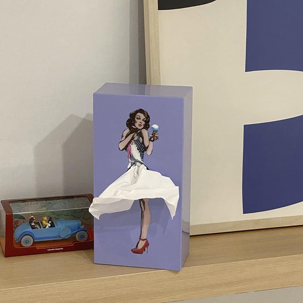 Novelty Figurine Tissue Holder with Flowing Dress Design for Countertops, Desks & Vanities – Decorative Facial Tissue Dispenser Statue | Thomler