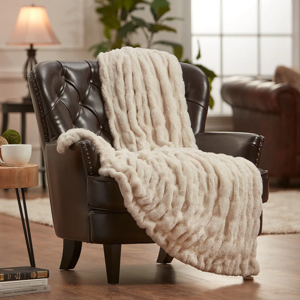 Double-Sided Plush Throw Blanket – Velvet Fleece & Rabbit Faux Fur for Sofas, Beds & Travel | Thomler
