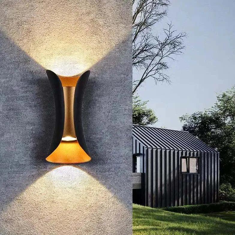Outdoor Wall Light with Integrated LED – Weather-Resistant Metal Sconce for Porch, Patio & Garden | Thomler