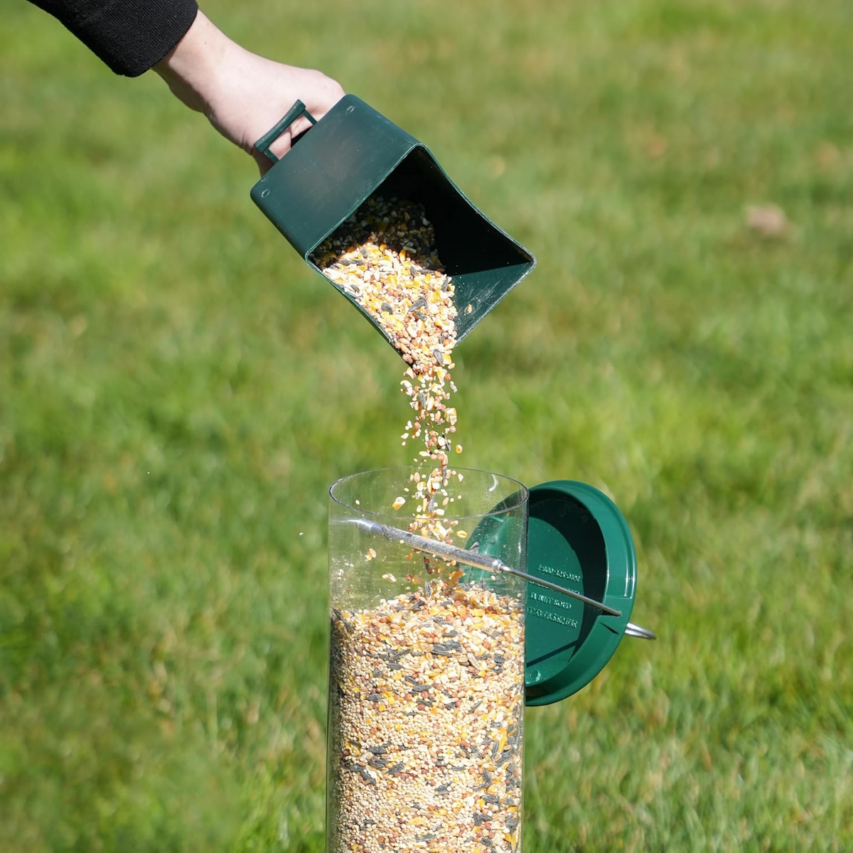 Rotating Bird Feeder with Weight-Activated Spinning Perch for Outdoor Backyard Wildlife Feeding Station | Thomler