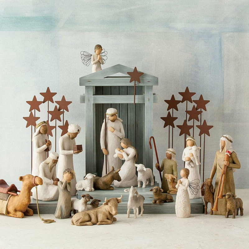 Handcrafted Wooden Nativity Scene with 20 Figurines – Complete Christmas Manger Display Set for Home Decor | Thomler