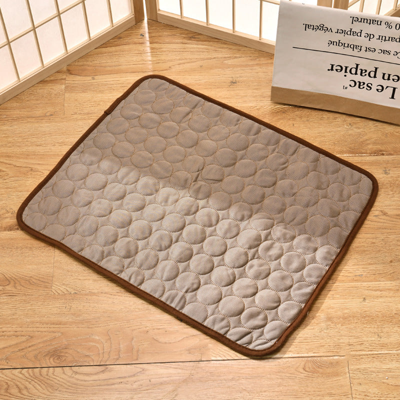 Temperature-Regulating Pet Pad for Dogs & Cats – Self-Cooling Cushion for Summer Heat, Portable Travel-Ready Mat | Thomler
