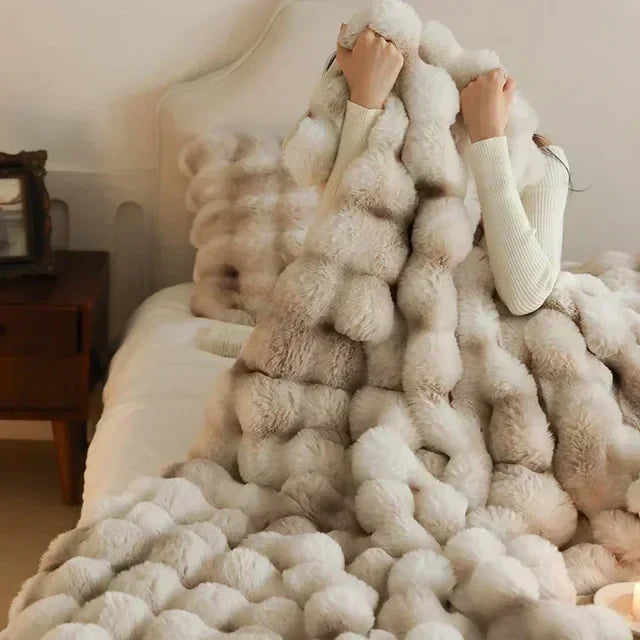 Plush Faux Fur Throw Blanket for Couch Bed Travel Lightweight Soft Fleece with Anti-Pilling | Thomler