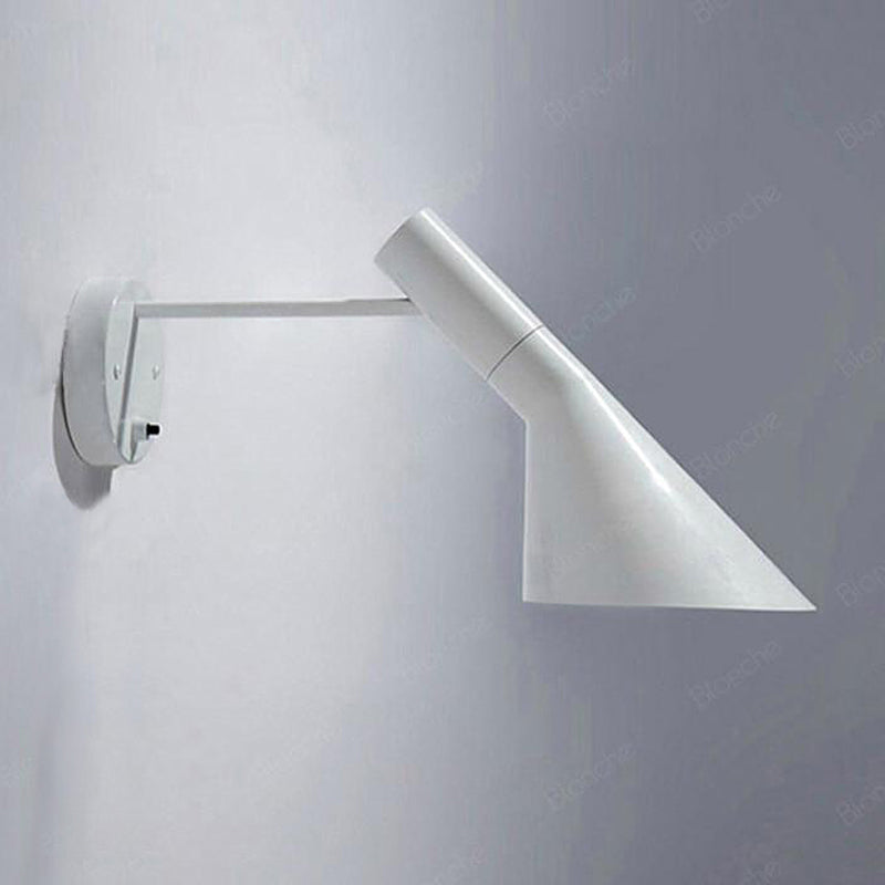 Tiltable Sconce for Bedside & Hallway Reading – Aluminum Shade, E27 Base | Thomler