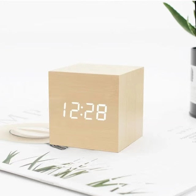 Clock Wood Look LED Display 6.0 cm Black Bedroom Desk Alarm Digital Temperature Snooze Sound Activated USB | Thomler
