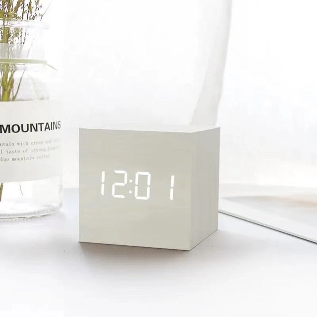 Clock Wood Look LED Display 6.0 cm Black Bedroom Desk Alarm Digital Temperature Snooze Sound Activated USB | Thomler